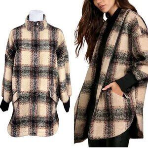Lulu's Layer on the Cozy Beige Plaid Oversized Shacket Coat SMALL $118 Textured